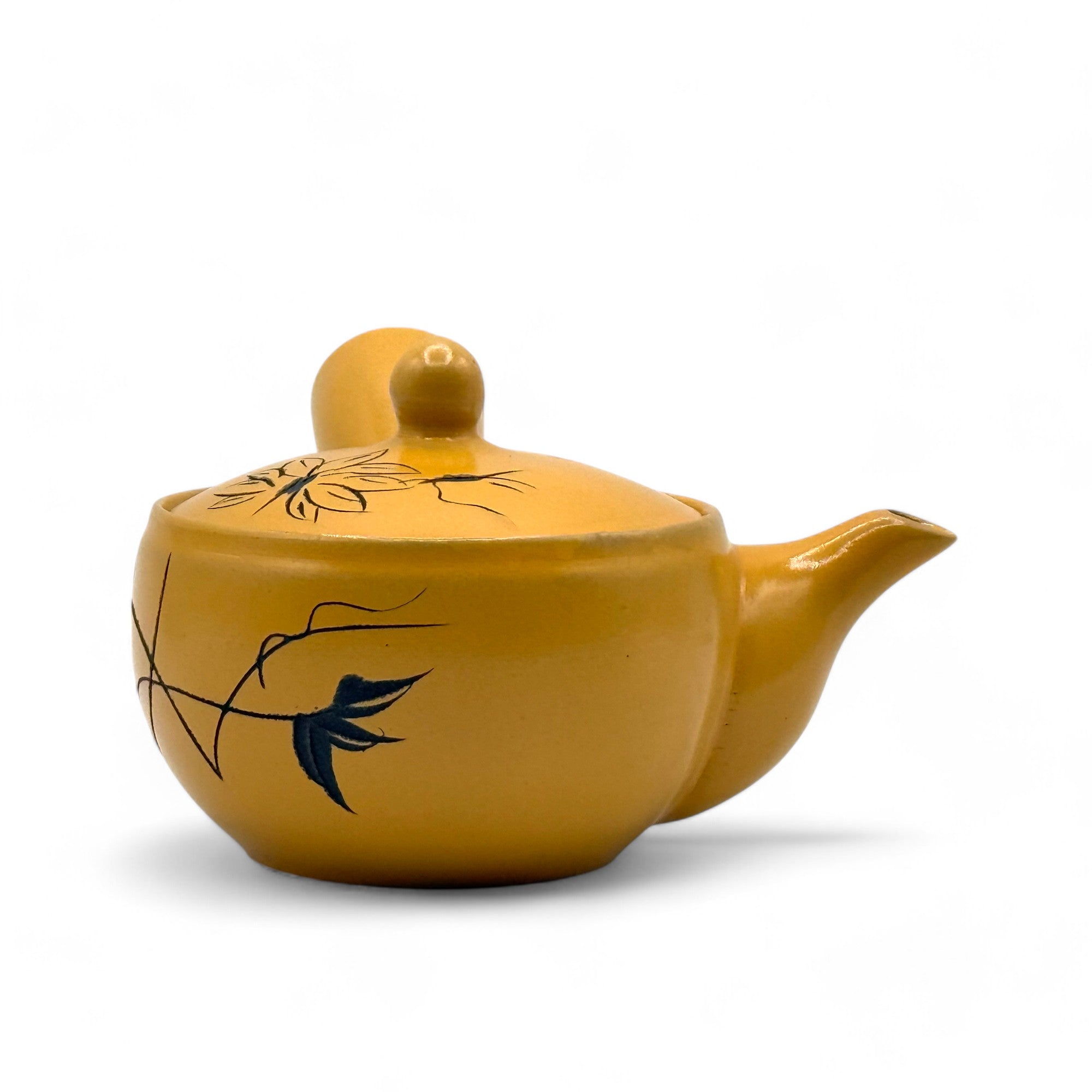 Yixing Hanabori yellow Tokoname-yaki Kyusu Japanese mini teapot – handmade ceramic teaware for loose leaf tea.