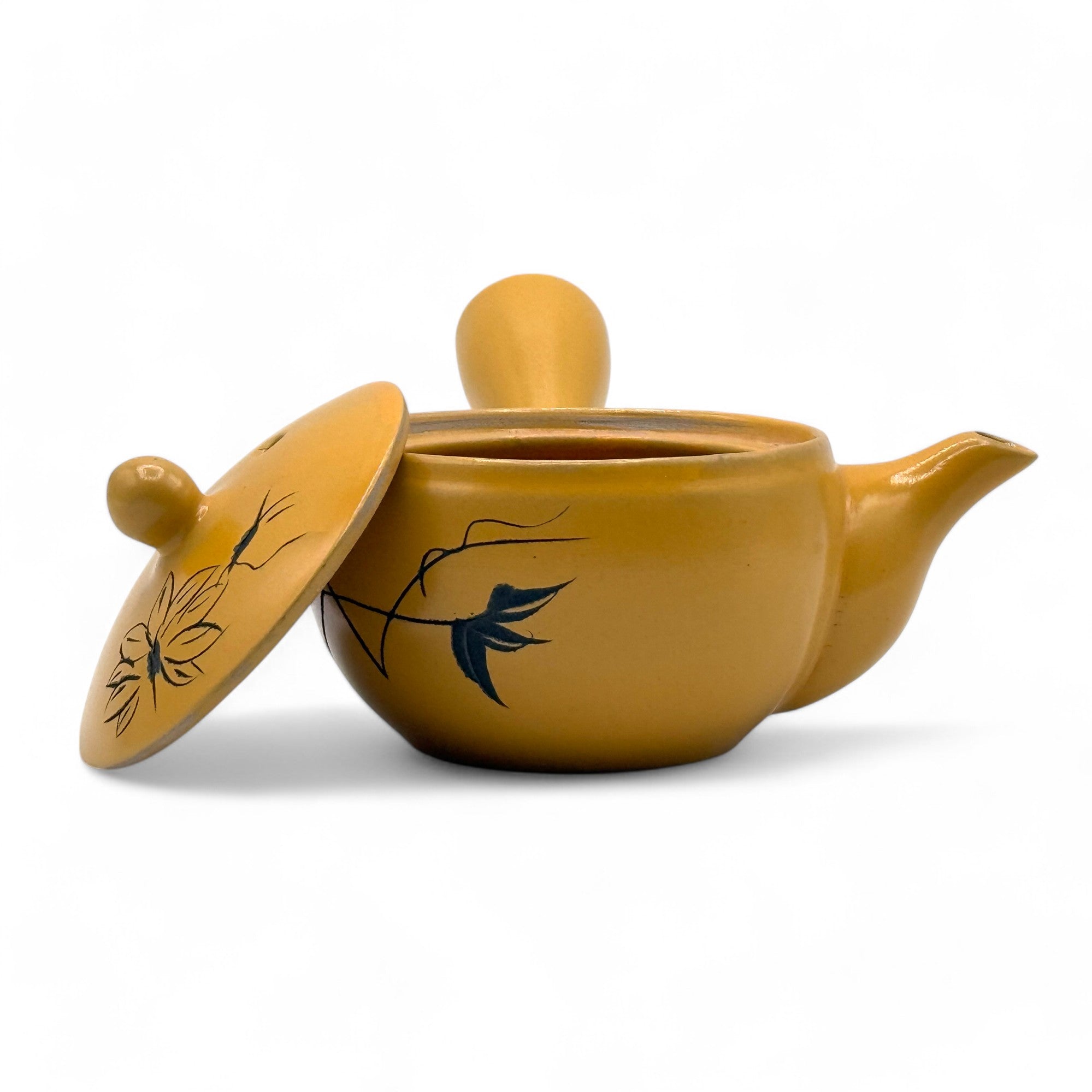 Yixing Hanabori yellow Tokoname-yaki Kyusu Japanese mini teapot – handmade ceramic teaware for loose leaf tea.