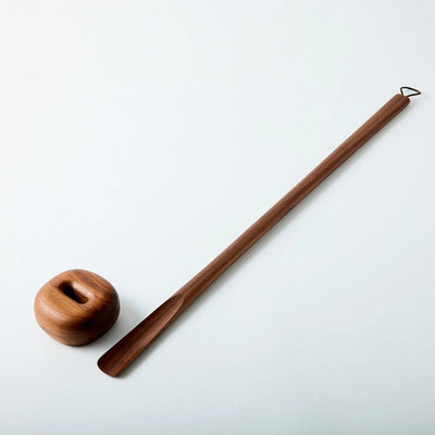 Yuhuro Japanese comfy shoehorn for easy, ergonomic slip-on shoes, designed for comfort and effortless use.