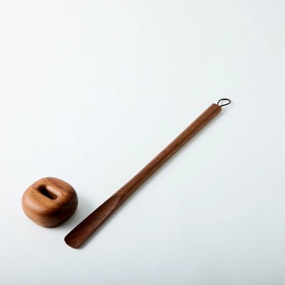 Yuhuro Japanese comfy shoehorn for easy, ergonomic slip-on shoes, designed for comfort and effortless use.