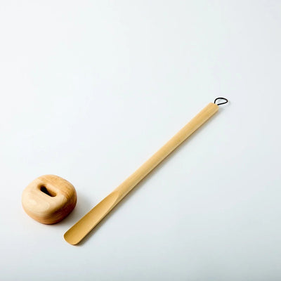 Yuhuro Japanese comfy shoehorn for easy, ergonomic slip-on shoes, designed for comfort and effortless use.