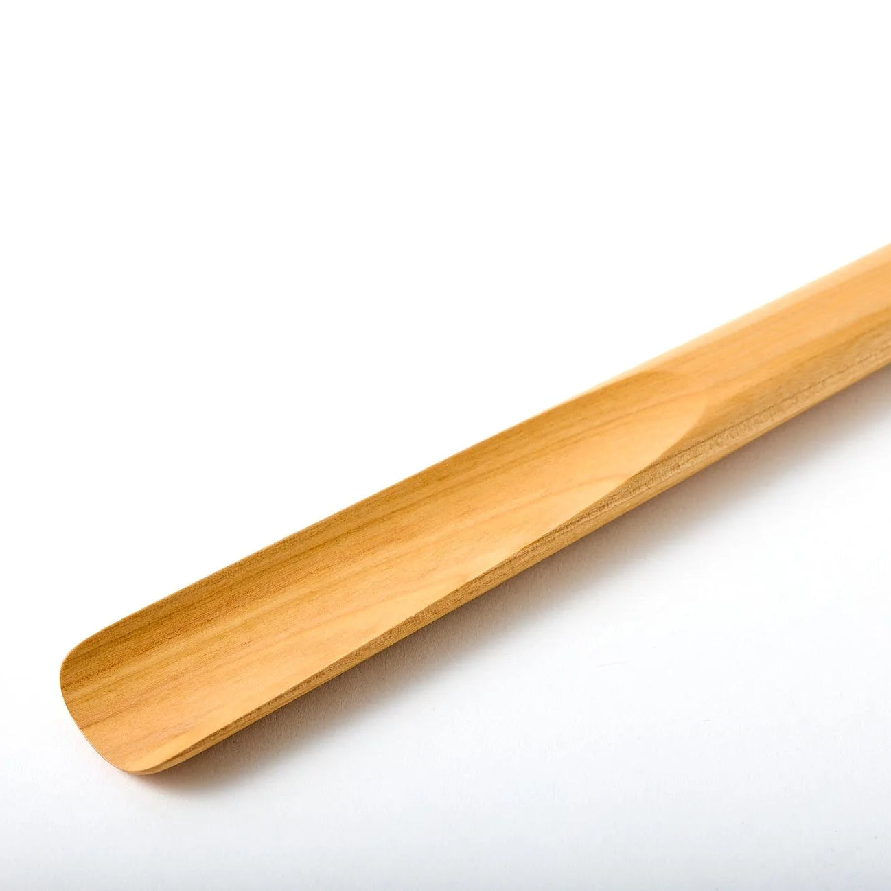 Yuhuro Japanese comfy shoehorn for easy, ergonomic slip-on shoes, designed for comfort and effortless use.
